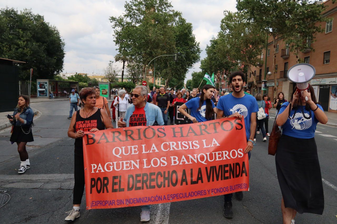 Sevilla| Manifestación por el Derecho a la Vivienda Digna - APDHA ...